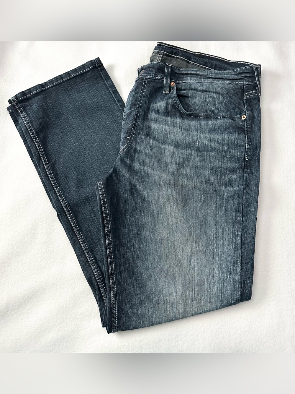Levi's Strauss 559 Relaxed Straight Fit Dark Wash Five Pocket Jeans 36 X 34